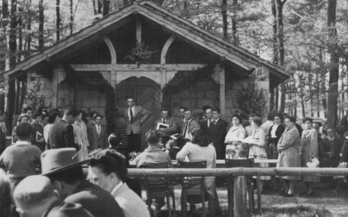 1957 Einweihung Waldh&auml;uschen